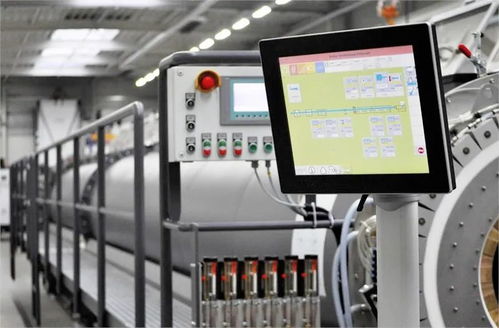 智能工廠中嵌入式工業(yè)平板電腦的應(yīng)用與計(jì)算機(jī)軟件開發(fā)